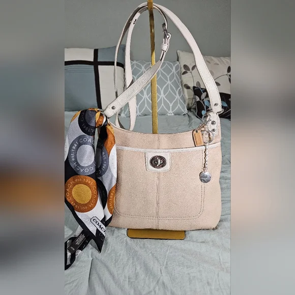 Coach Beige Shoulder Bag with Scarf and Wallet - Picture 6 of 15